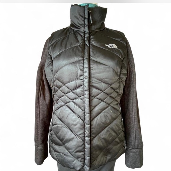The North Face Women's Quilted Black Vest - Picture 3 of 5